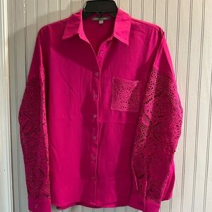 New!  Kate & Mallory Fuchsia Lace Sleeve Button Down Shirt. Oversized medium.